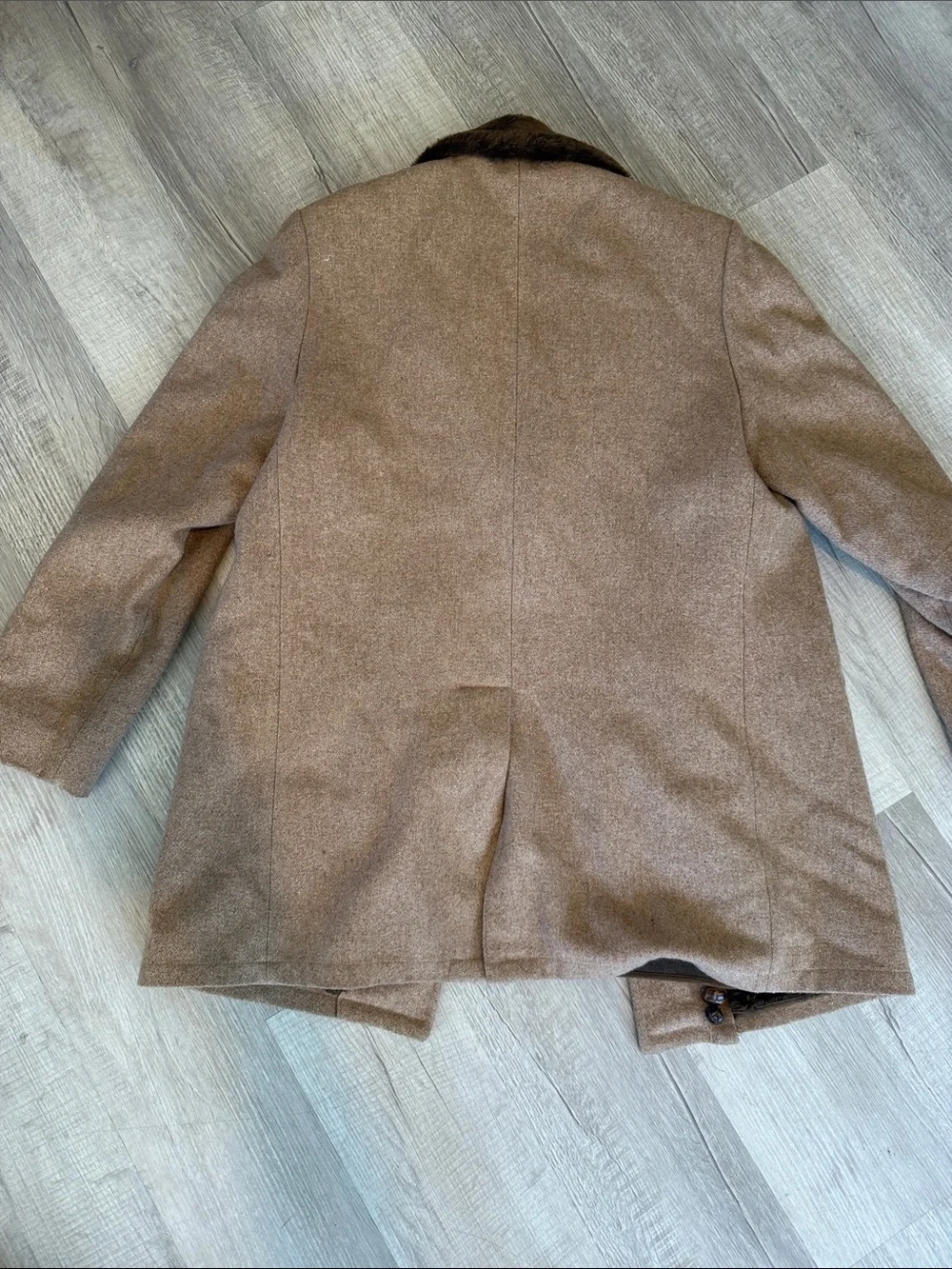 Lakeland Men's Brown Wool Pea Coat with Dark Brown Fur Collar 44 long